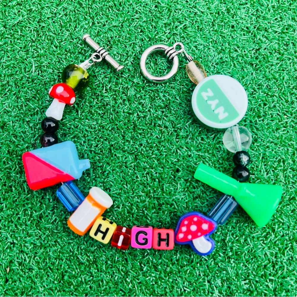 (HIGH) Custom Bracelet 8.00 Toggle Clasp Kandi